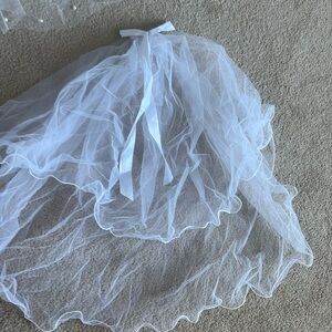 Wedding vale. 2 layers. New without tags